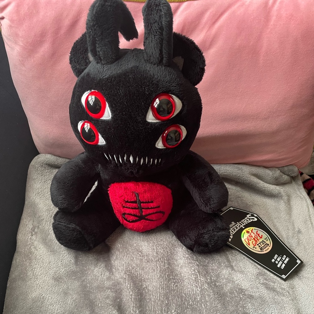 Killstar Kreepture Don't care bear plush toy, 2735/3000